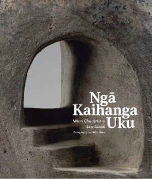 Nga Kaihanga Uku - Maori Clay Artists